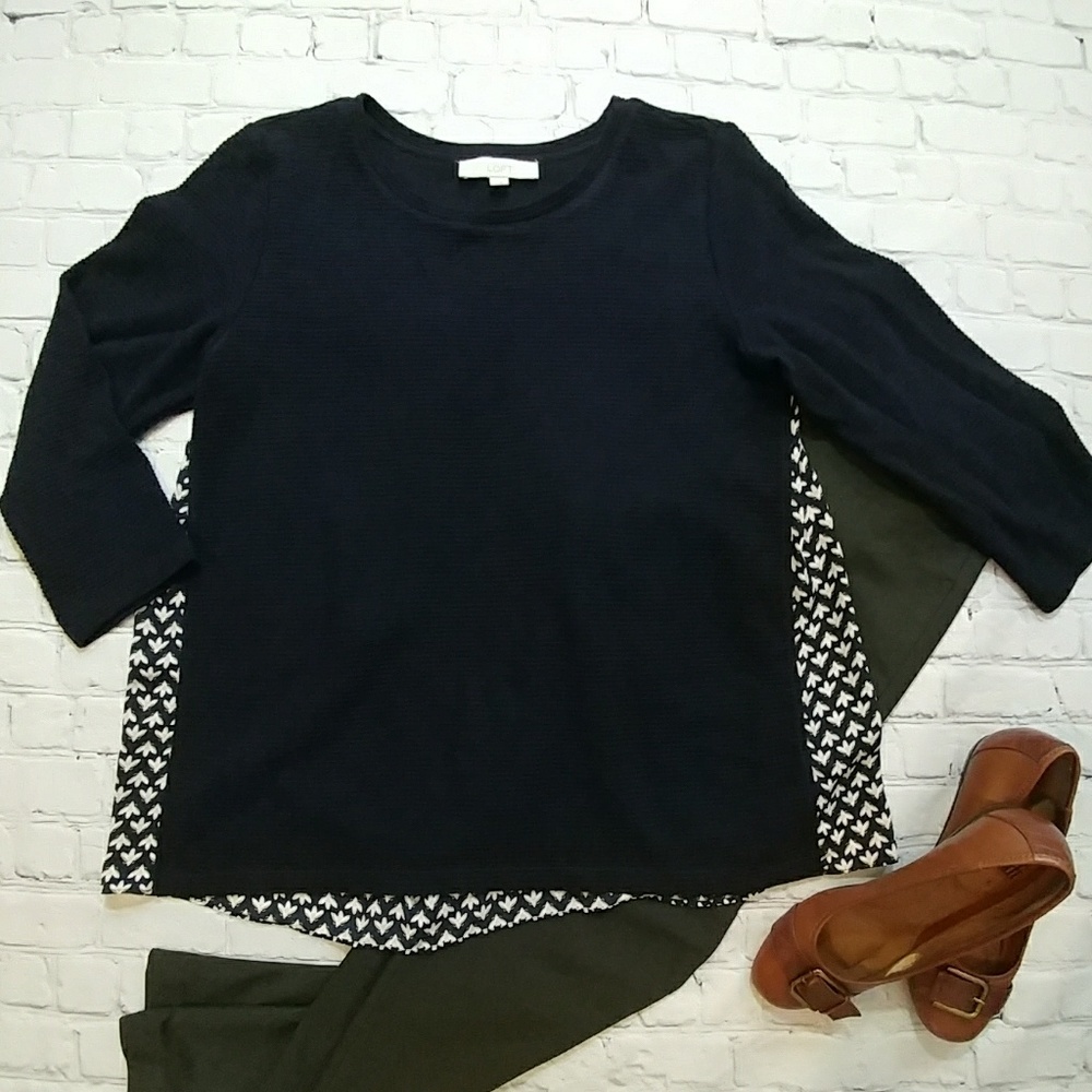 NWOT Ann Taylor Loft Navy Patterned Back Top